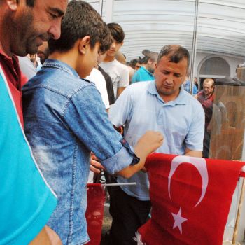 Mevlit ve Bayrak Datm