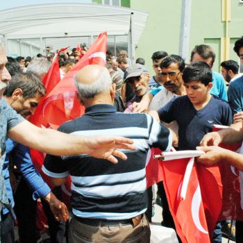 Mevlit ve Bayrak Datm